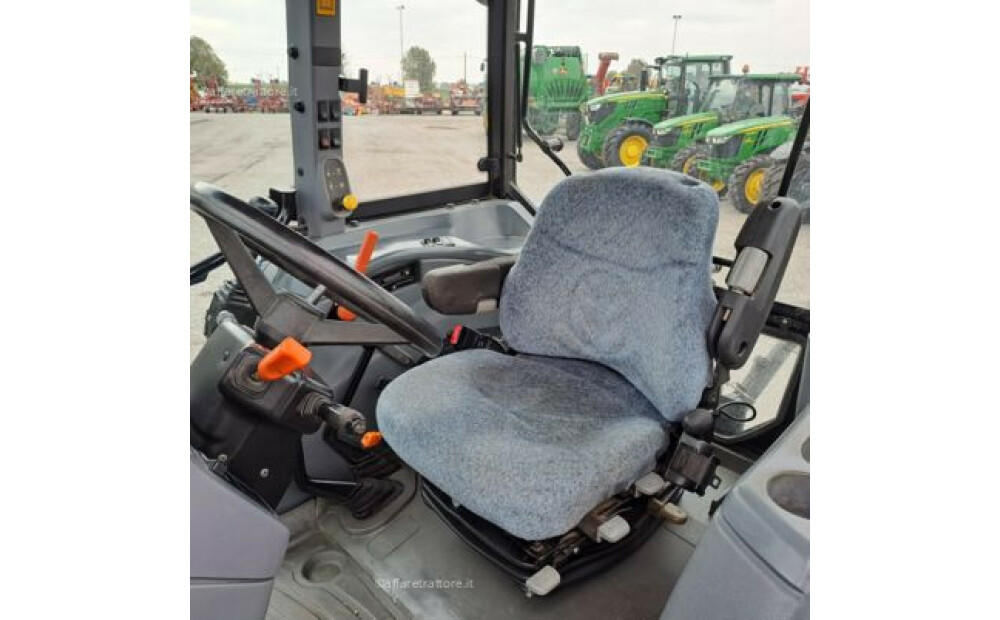 New Holland TL100A Used - 9