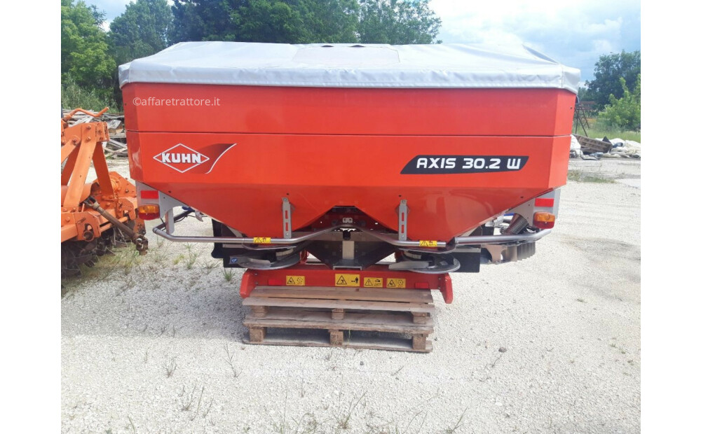 Kuhn Axis30.2 W Used - 1