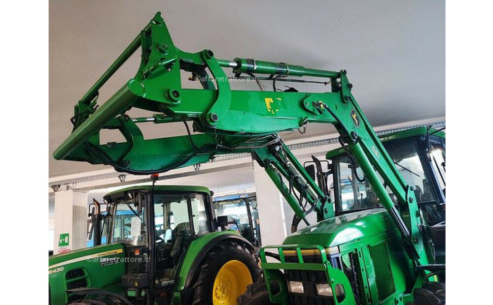 John Deere 661 Used - 2