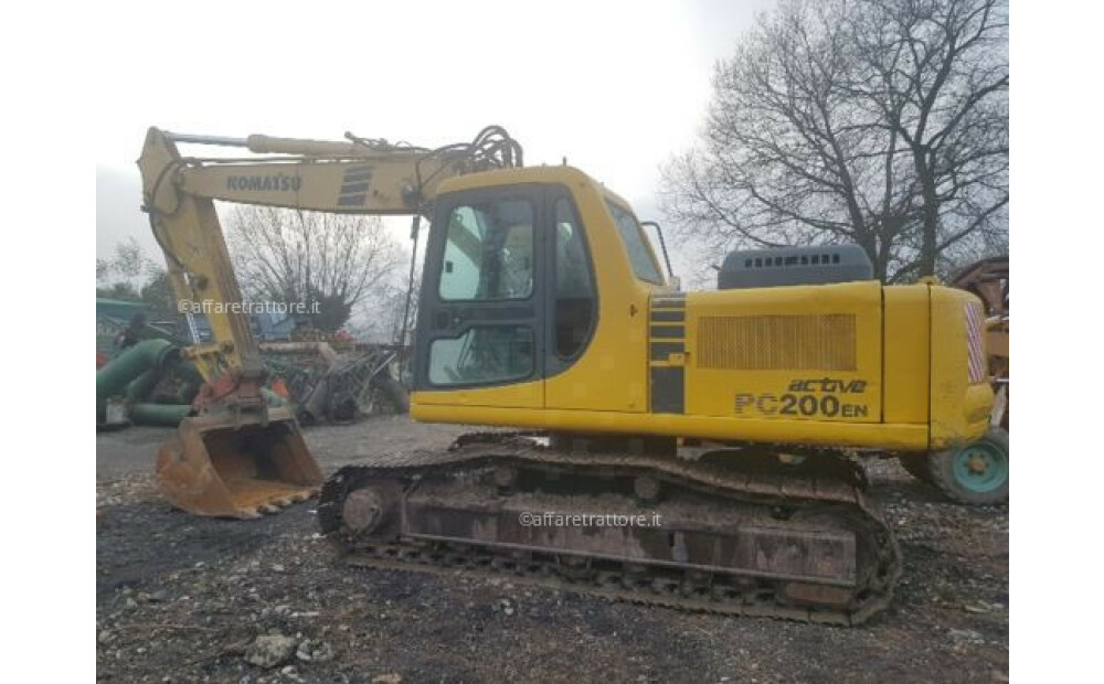 Komatsu PC200-6K Used - 1