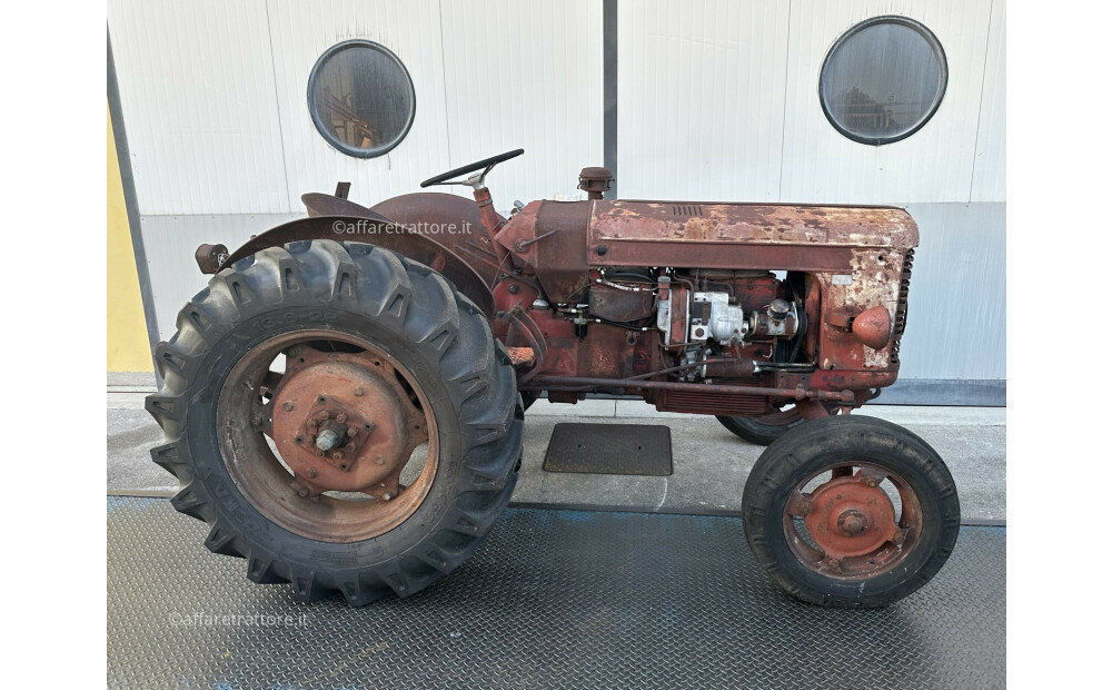 Motomeccanica RD-98 Tractor - 38cv - 6