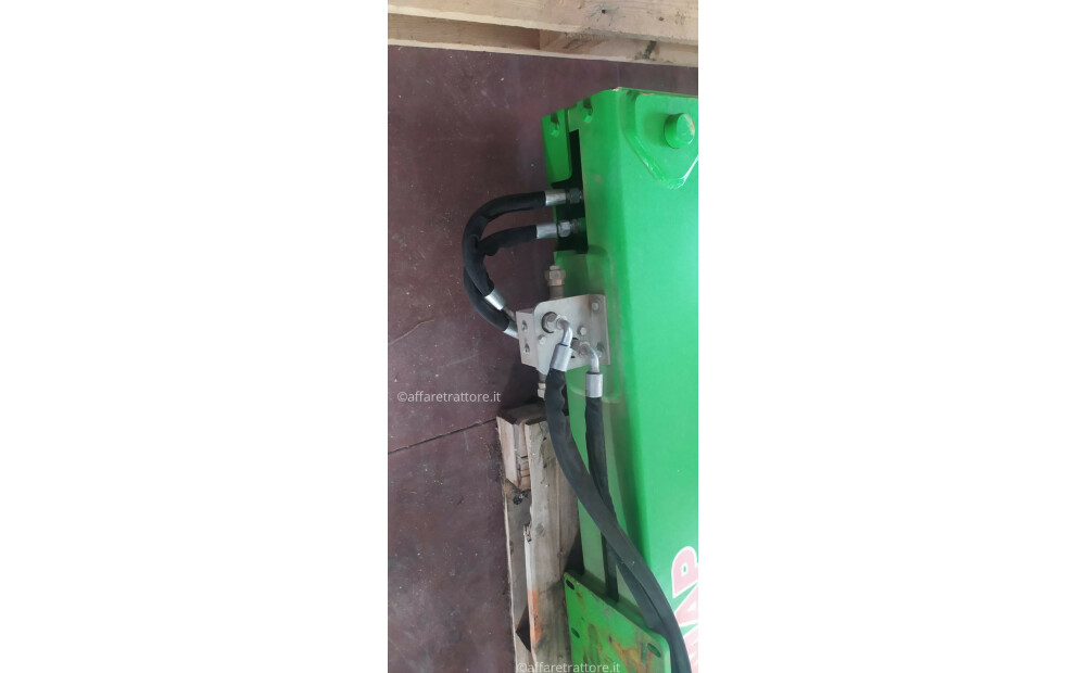 Hydraulic log splitter for excavator Comap T 26 ER - 2