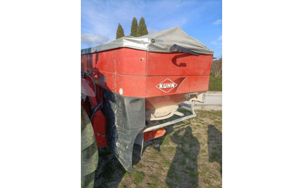 Kuhn AXIS 30.1 W Used - 3