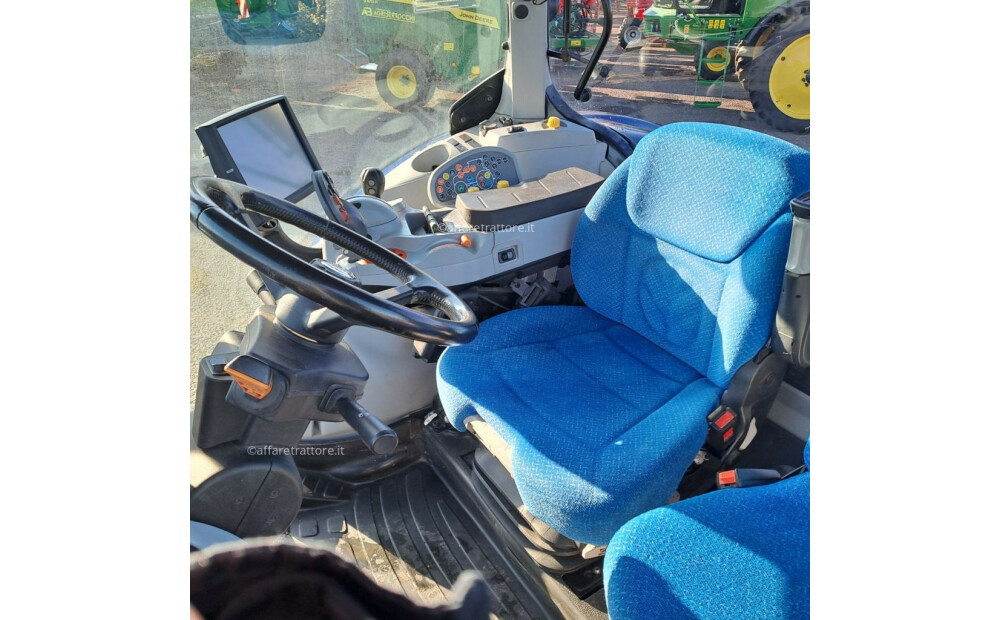 New Holland T7.270 AUTOCOMMAND BLUE POWER Used - 9