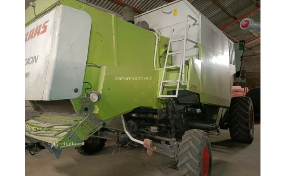 Claas MEDION 330 H Used - 3