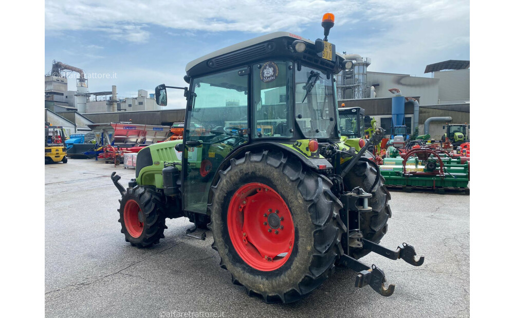 CLAAS NEXOS 240 VL / 180 tractor - 4