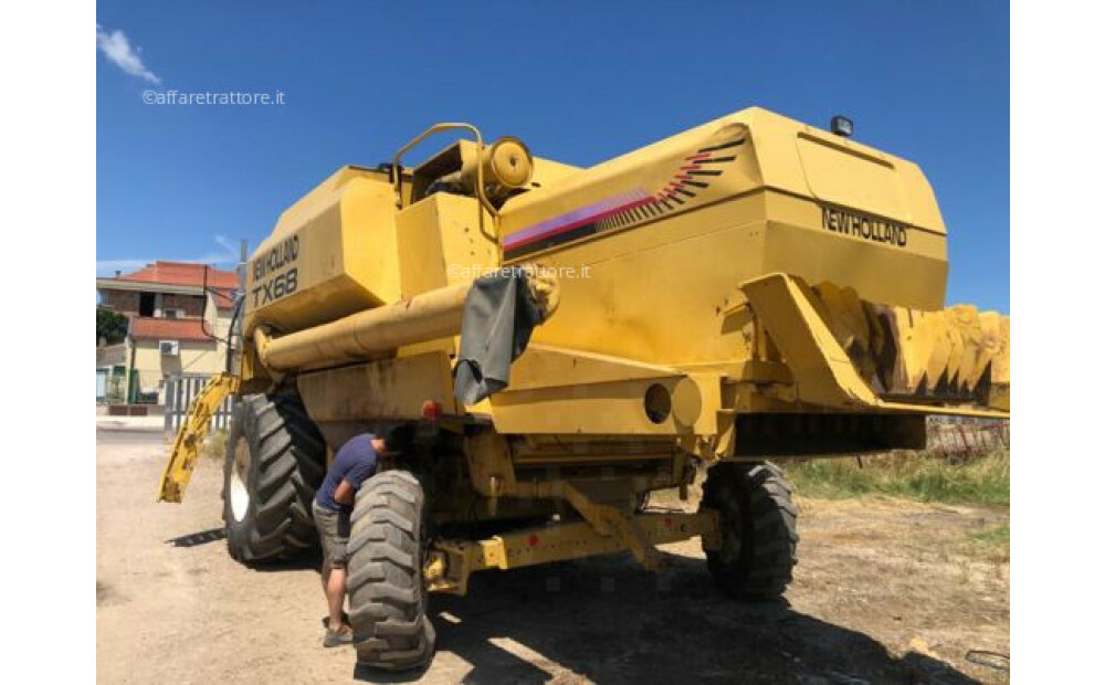 New Holland TX 68 Used - 4