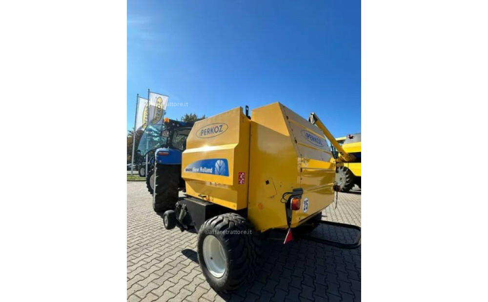 New Holland BR6090 Used - 1