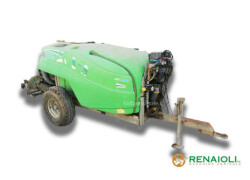 TRAILED SPRAYER 1000 LT AIRDROP UNIGREEN (CF8688) 2004 Used