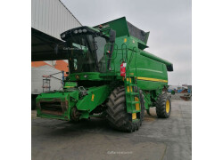 John Deere C670 Used