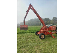 manure loader Used